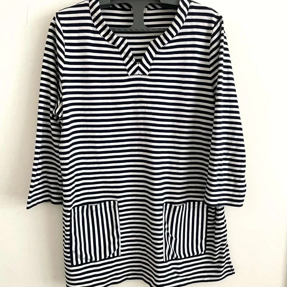 Vintage Talbots white/black striped pockets front blouse X